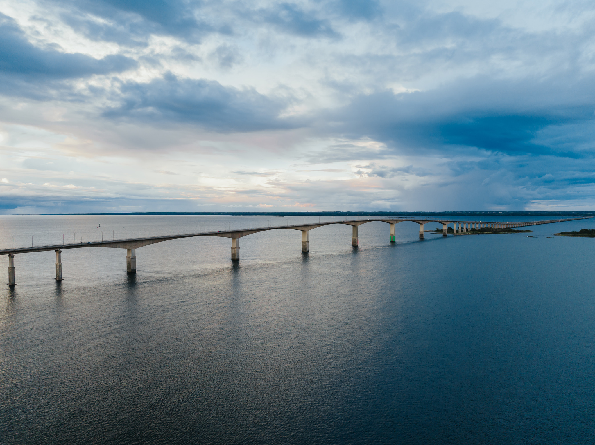 Ölandsbron i dagsljus